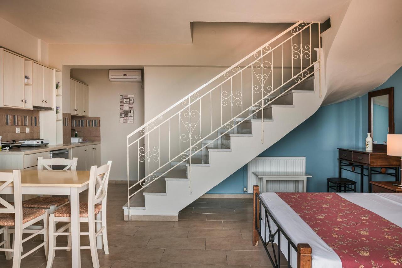 Irilena Studios And Apartments Lassi  Ngoại thất bức ảnh