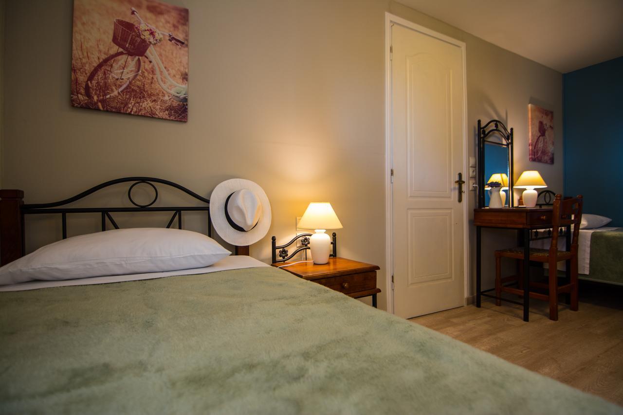 Irilena Studios And Apartments Lassi  Ngoại thất bức ảnh